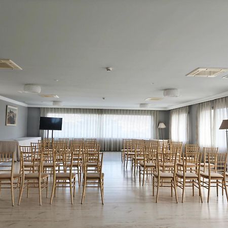 Hotel Sercotel Cuatro Postes อาบีลา ภายนอก รูปภาพ