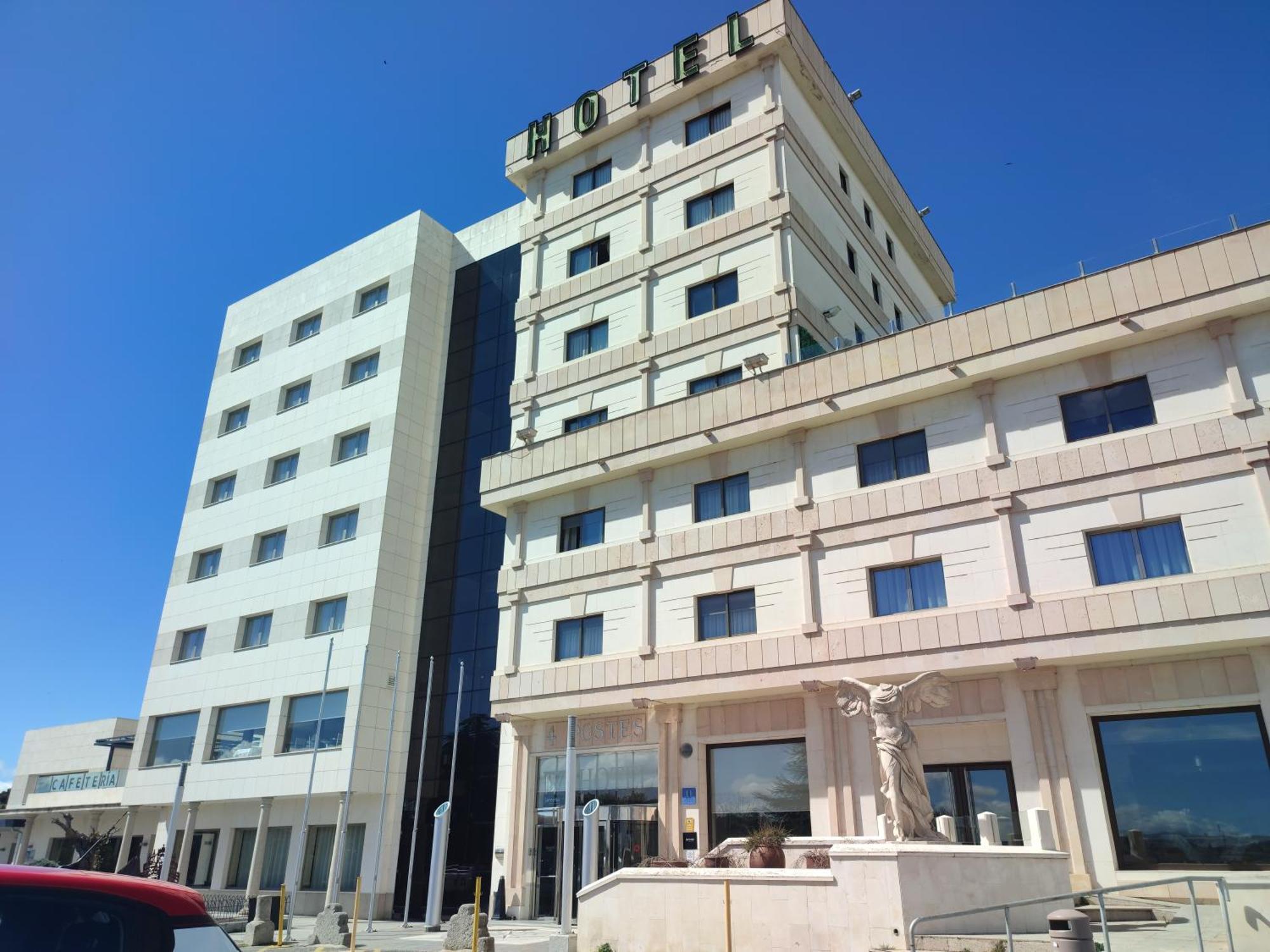 Hotel Sercotel Cuatro Postes อาบีลา ภายนอก รูปภาพ