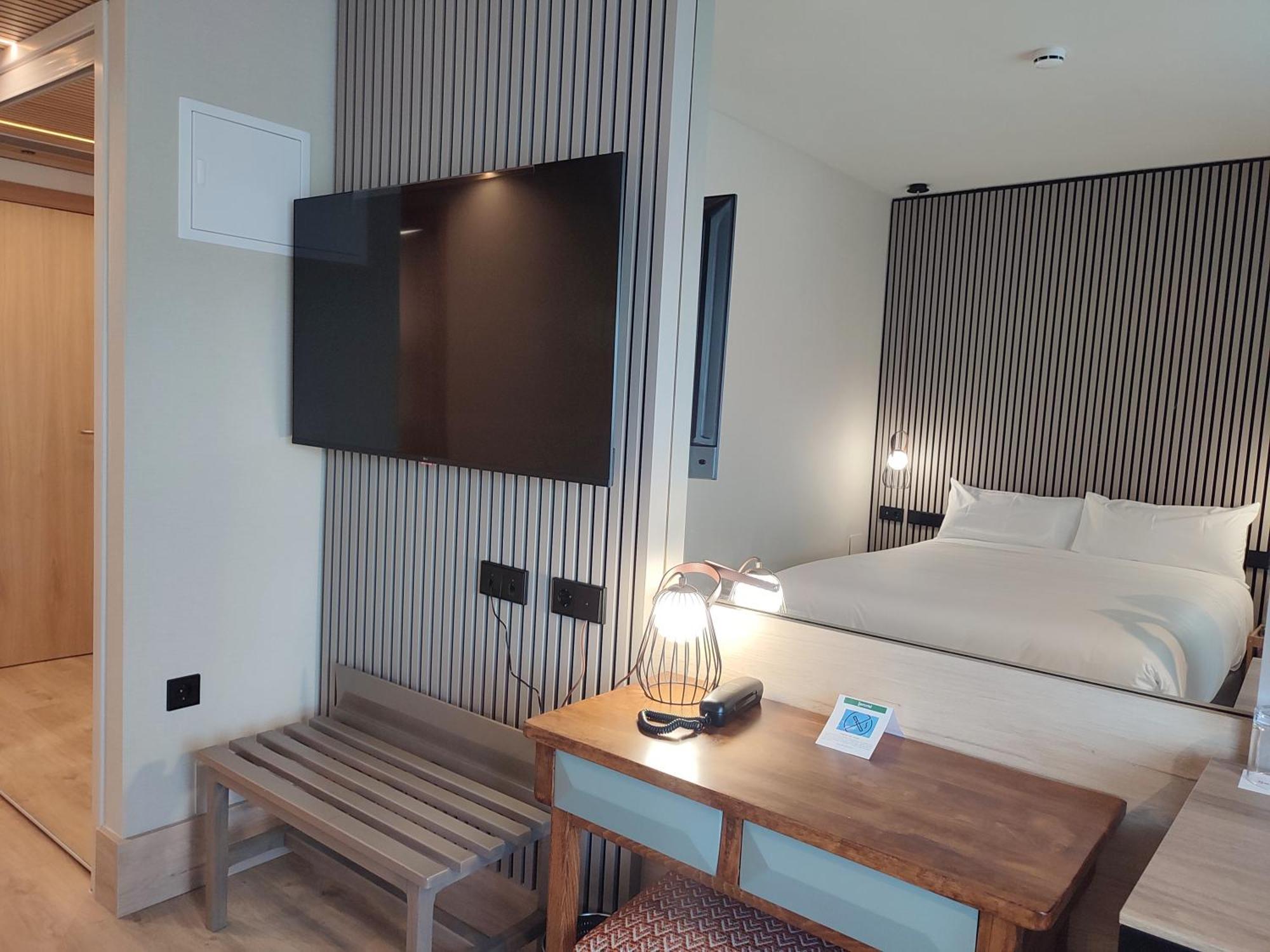 Hotel Sercotel Cuatro Postes อาบีลา ภายนอก รูปภาพ