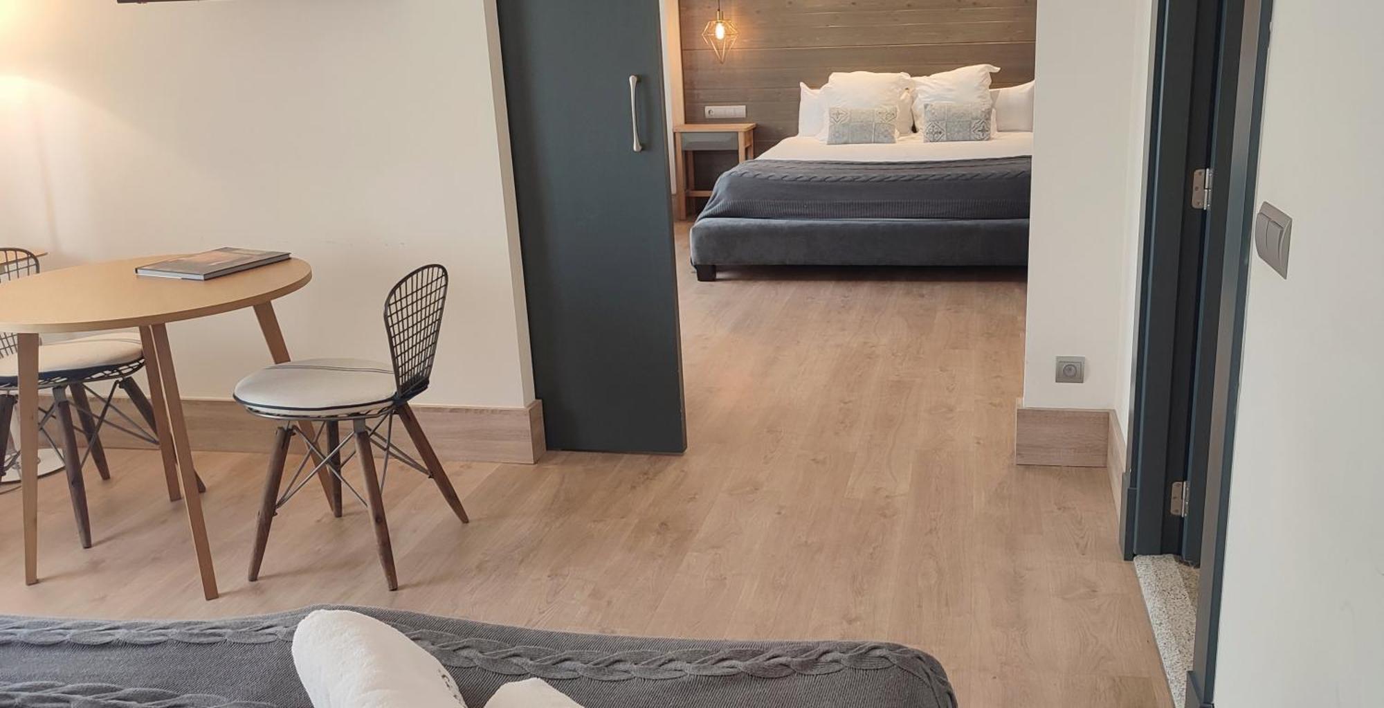 Hotel Sercotel Cuatro Postes อาบีลา ภายนอก รูปภาพ